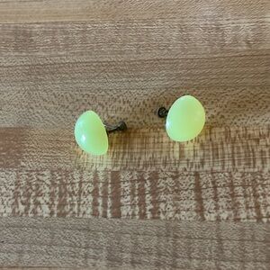 Vintage Moonglow Beveled Screw On Earrings